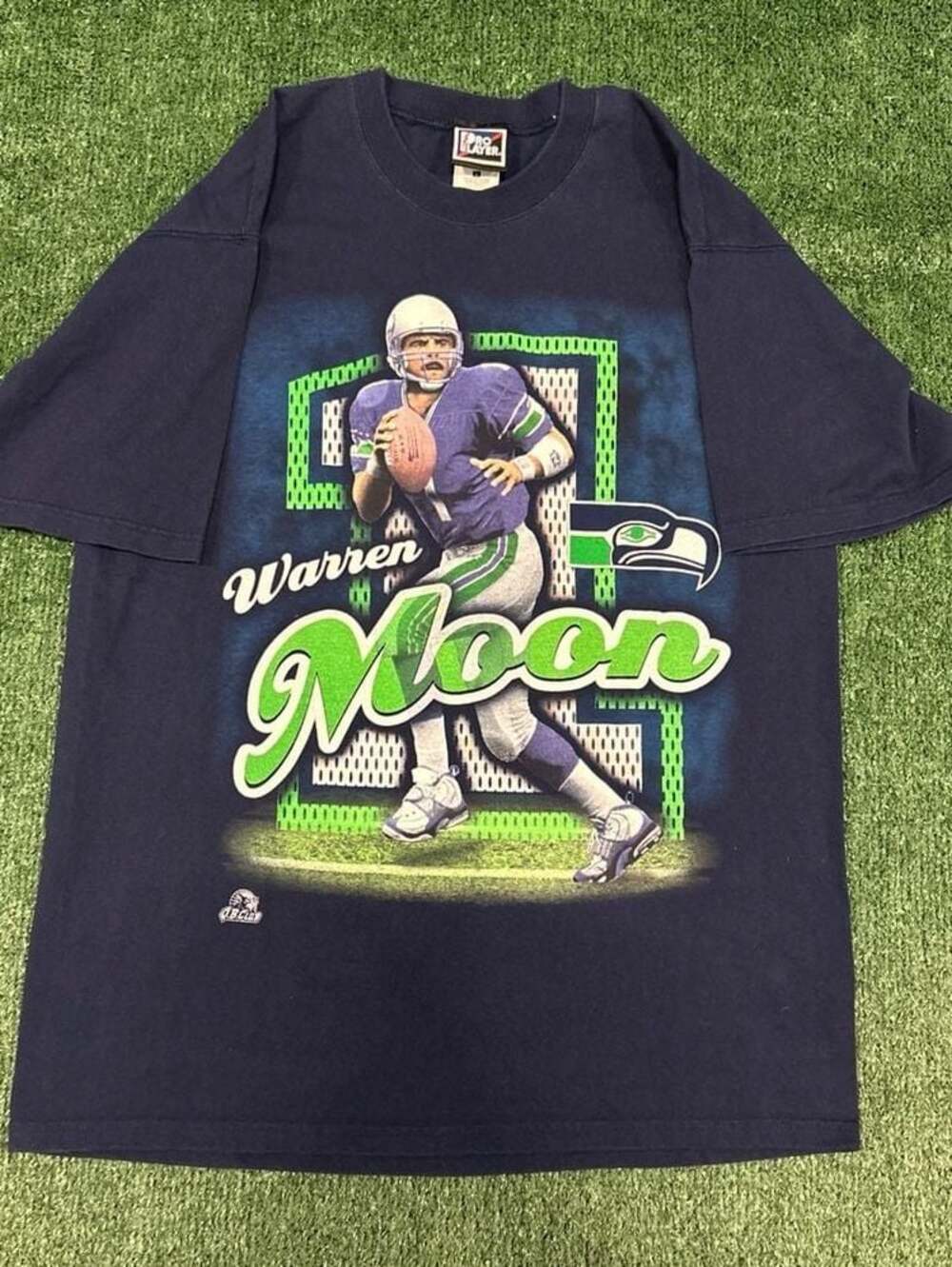 Vintage 90s Warren Moon Seattle Seahawks Pro Player Graphic T-Shirt